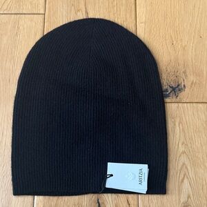 Aritzia Cashmere black Ribbed Beanie